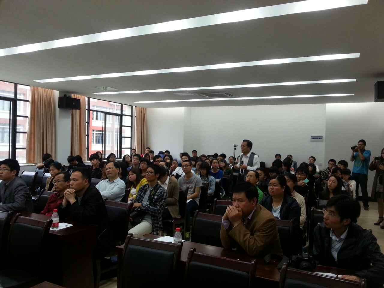 上海中医药大学收米直播